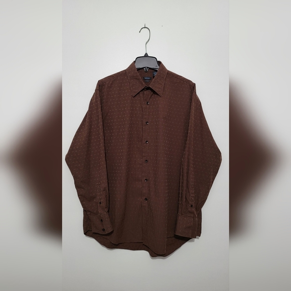 Van Heusen Other - Men's long sleeve Botton Shirt